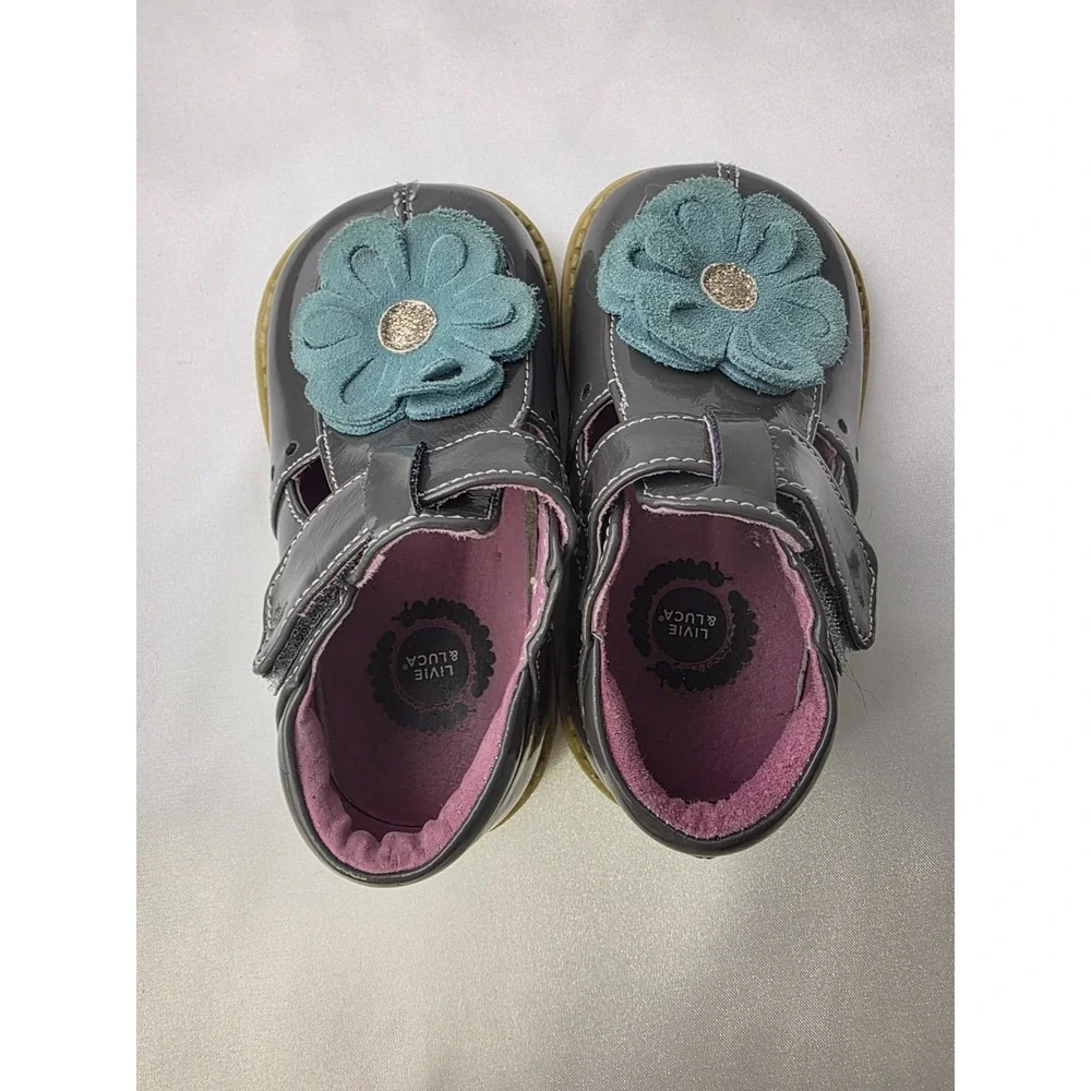 Livie & Luca Blossom T-Strap‎ Gray Patent Leather Toddler Girl Shoes Size 7